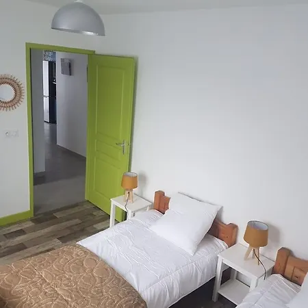 Holiday home Maison Au Calme 2 A 300 M De La Plage 2